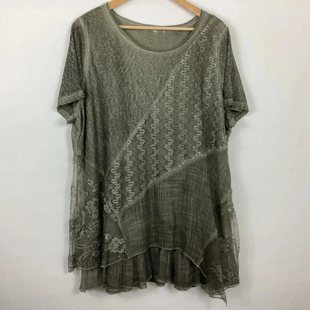 Simply Couture Layered Lace Short Sleeve Tunic Green